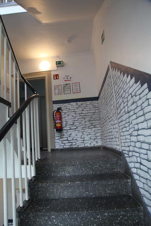 Hotel Moji Koeln Ngoại thất bức ảnh
