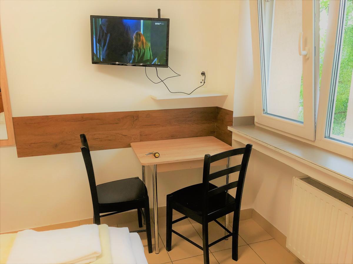 Hotel Moji Koeln Ngoại thất bức ảnh